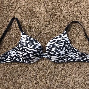 PINK wear everywhere push up bra 34B
